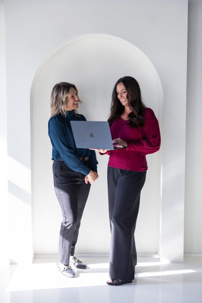 Women Entrepreneurs, business community, female founders, networking for women, entrepreneurial support, women in business