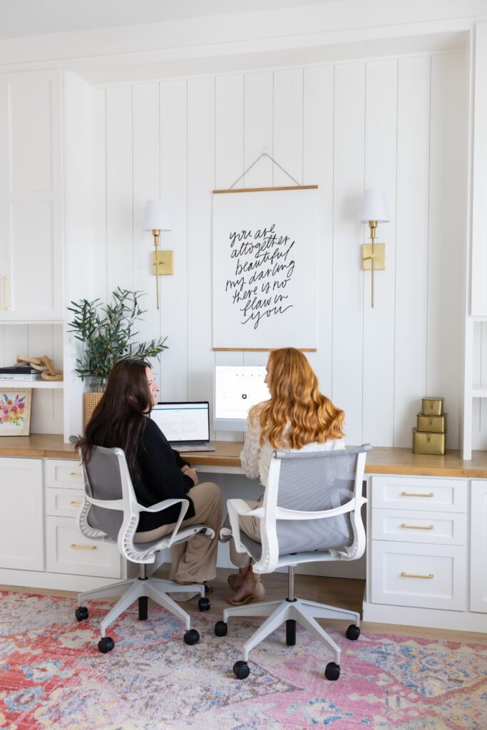 Belong in Business, women entrepreneurs, community in business, authentic connection, business growth, entrepreneurial support, business