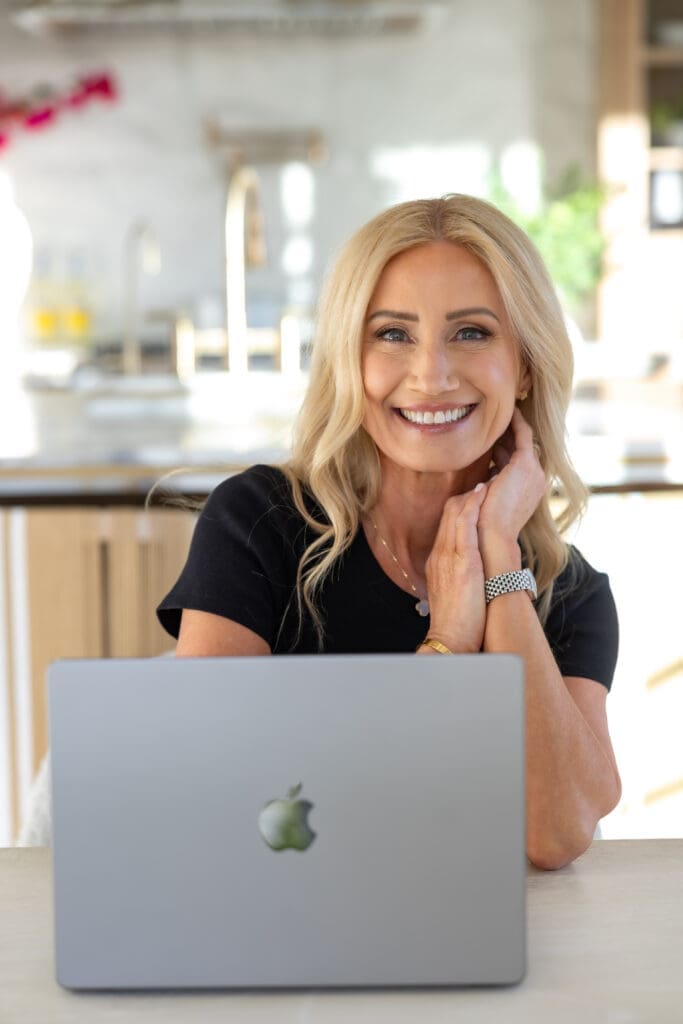 women entrepreneur community, community for women entrepreneurs, female entrepreneur support, women in business community